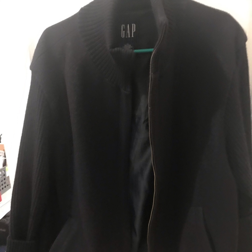 Medium Gap - image 1